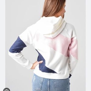 Womens faherty sweatshirt size xs color block